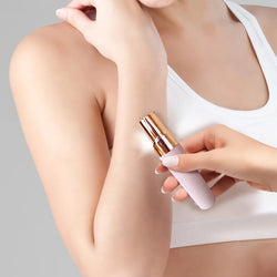 Epilwiz Depiladora Facial Portátil – Remoción Precisa y Suave sin Cuchillas